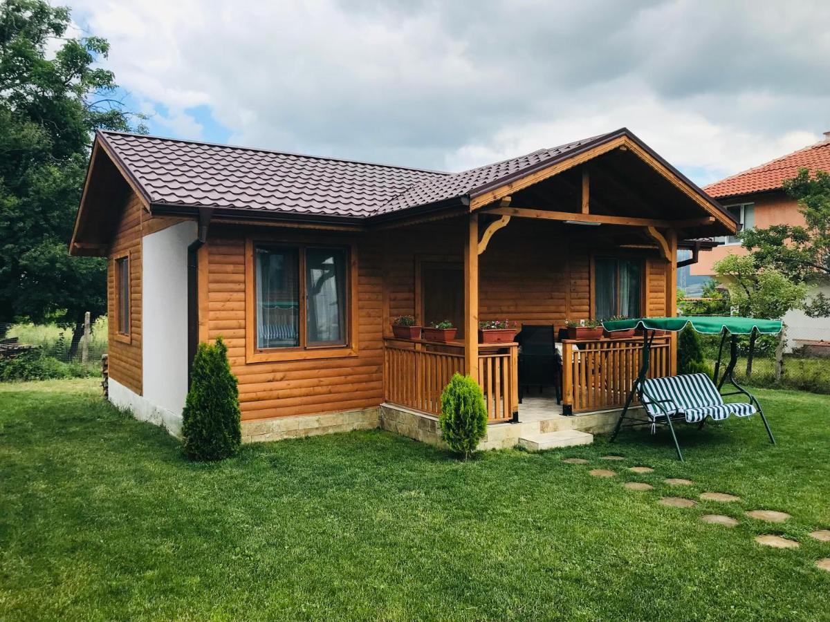 Къщи за гости Михайлови Сапарева Баня Екстериор снимка